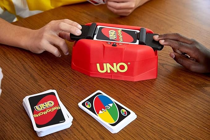 Mattel UNO Showdown Flip Igra s kartami (GKC04)