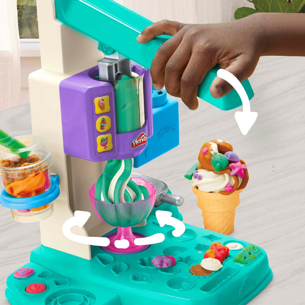 Hasbro Play-Doh: Rainbow Ice Cream Set (G0028)