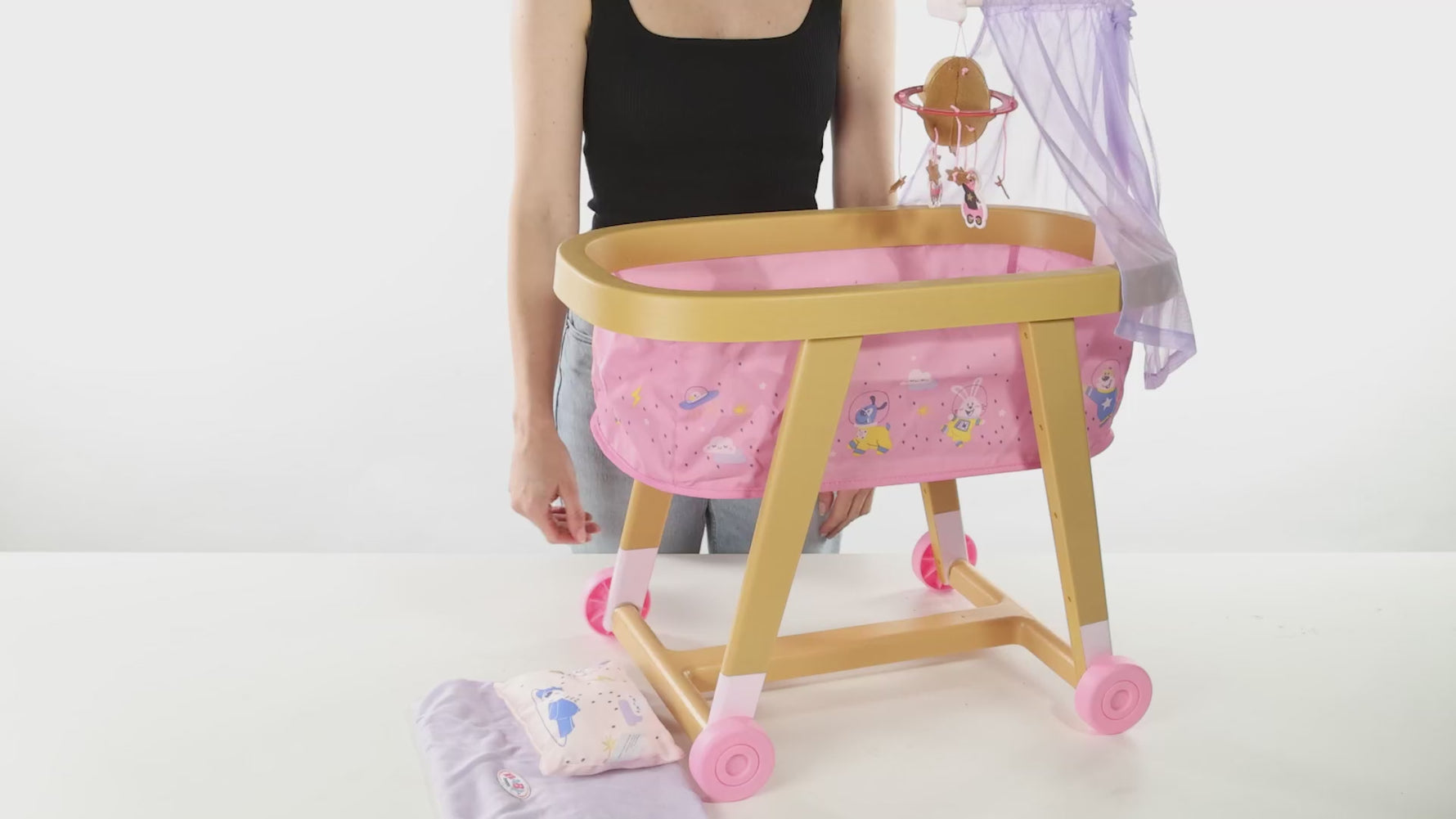 Zapf Creation: Baby Born - Good Night Bassinet v lesnem videzu (829981-116721)